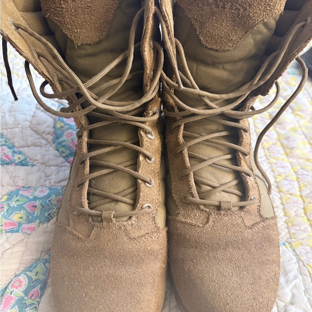 Bates Tan Tactical Boots